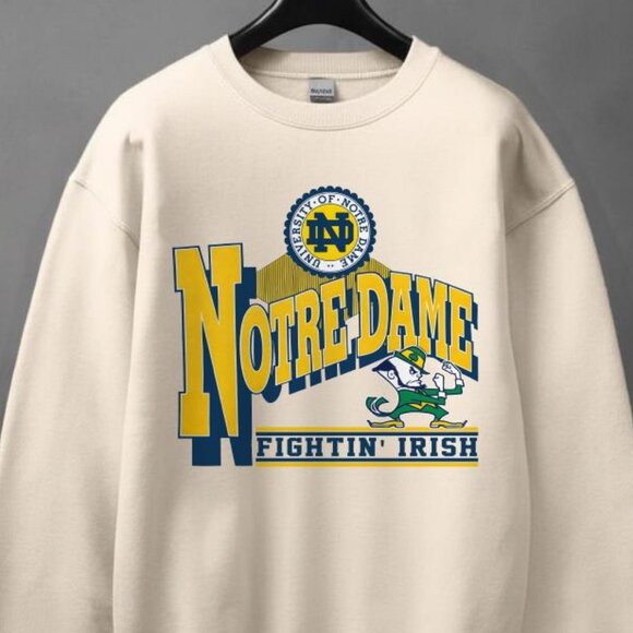 Vintage 90s University of Notre Dame Fighting Irish Sweatshirt Football Shirt - Picture 2 of 4